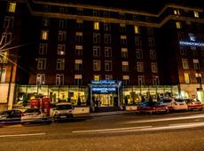 Kensington Close Hotel 4*