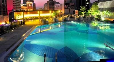 Crown Plaza City Center 5*