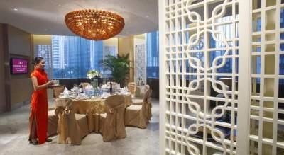Crown Plaza City Center 5*