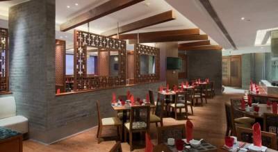 Crown Plaza City Center 5*