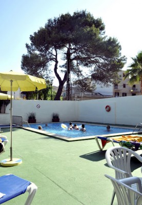 Catalonia Colombo 3*