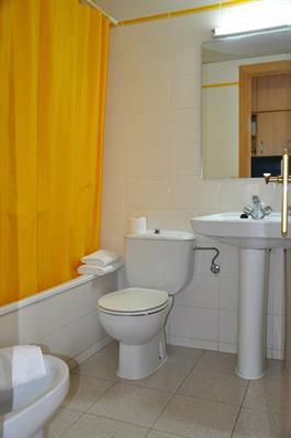 Safari Apt 2*