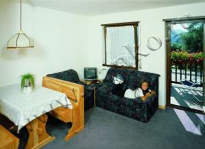 Des Alpes Residence 3*