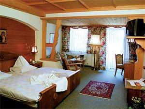 Zapfenhof 4*