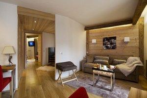 Au Coeur Du Village 5*
