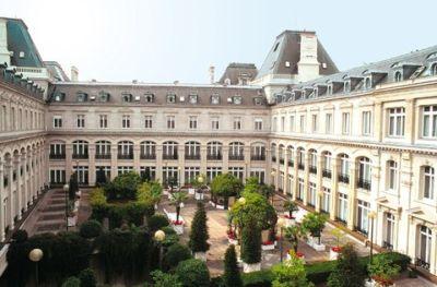 Crowne Plaza Paris Republique 4*