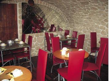 Hauteville Opera 3*