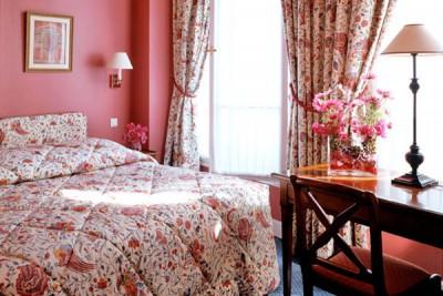 Le Relais St Honore 3*