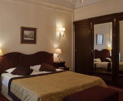 Lotti Paris 4*