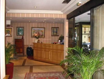 Flanelles Paris (Ex. Neva) 3*