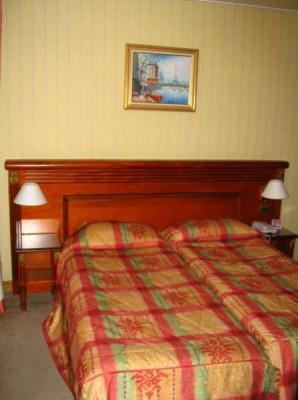 Flanelles Paris (Ex. Neva) 3*