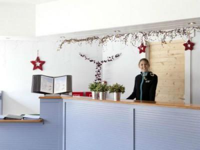 Res. Douchka Apt 3*