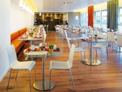 Sejours & Affaires Paris Vitry 2*