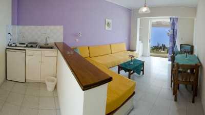 Byron Studios & Apartments 1*