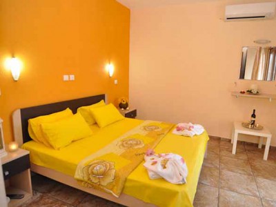 Sissys Villas Potos 2*