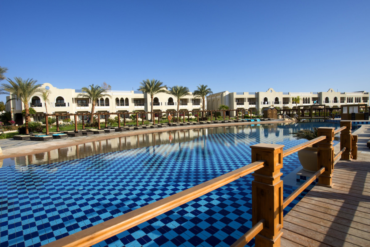 Posh Club Sunrise Arabian Beach Resort 5*