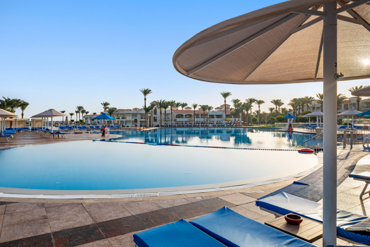 Pickalbatros Dana Beach Resort 5*