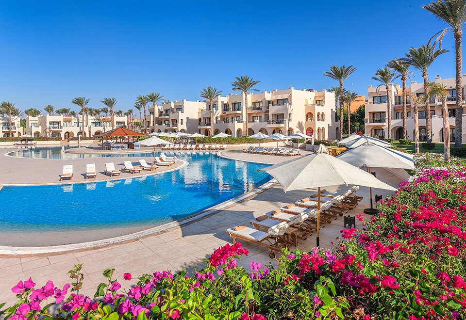 Cleopatra Luxury Resort 5*