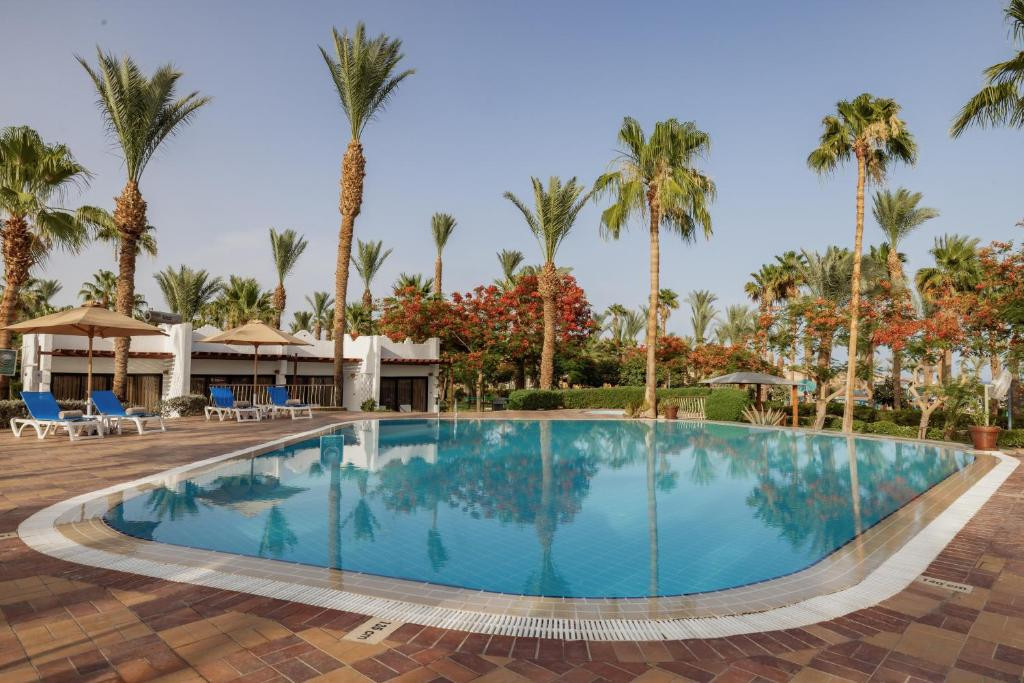 Jaz Fayrouz Resort (Ex. Hilton Sharm Fayrouz Resort) 4*