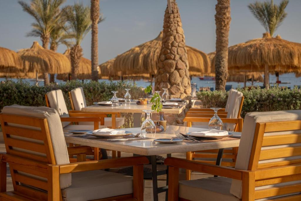 Jaz Fayrouz Resort (Ex. Hilton Sharm Fayrouz Resort) 4*