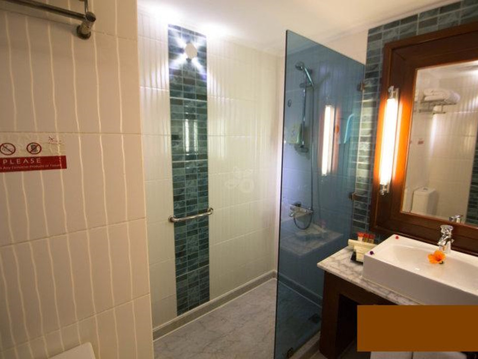 Xperience Sea Breeze Resort 5*