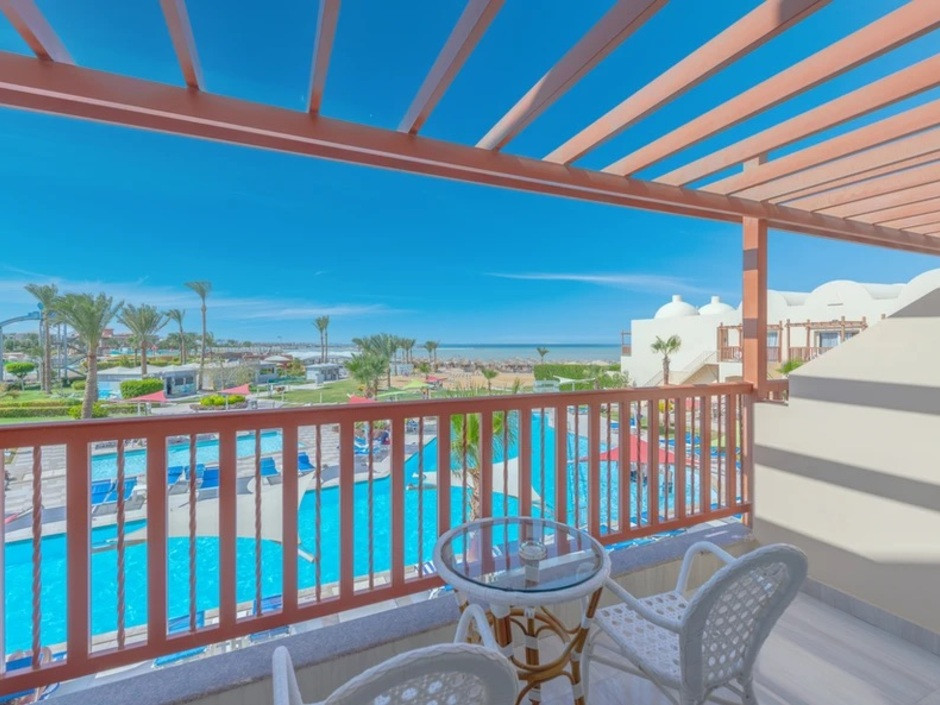 Titanic Beach Spa & Aqua Park 5*