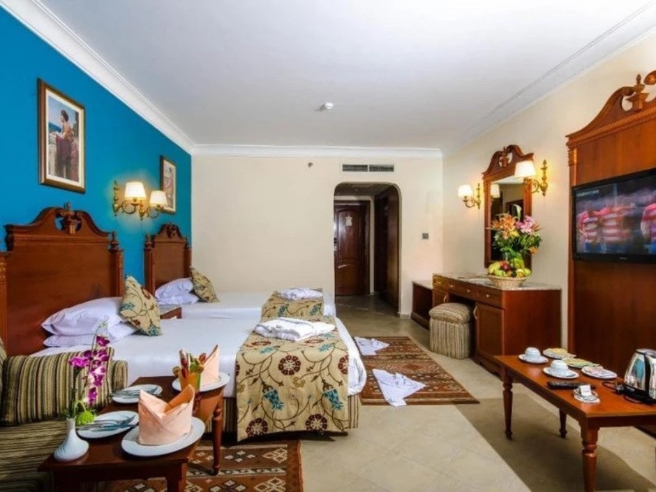 Titanic Beach Spa & Aqua Park 5*