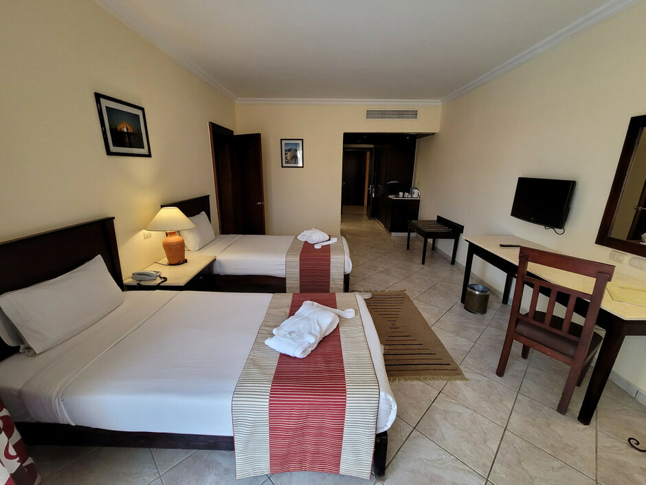 Casa Mare Resort (Ex. Royal Tulip Beach Resort) 5*