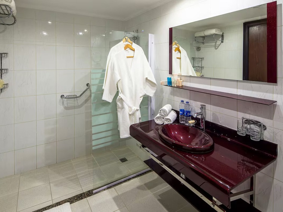 Casa Mare Resort (Ex. Royal Tulip Beach Resort) 5*