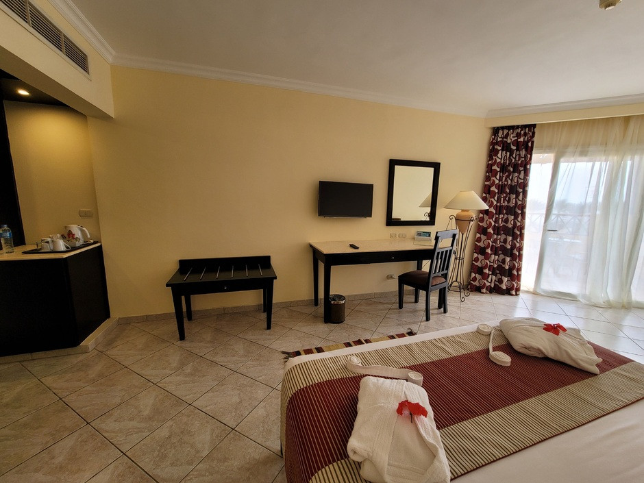 Casa Mare Resort (Ex. Royal Tulip Beach Resort) 5*