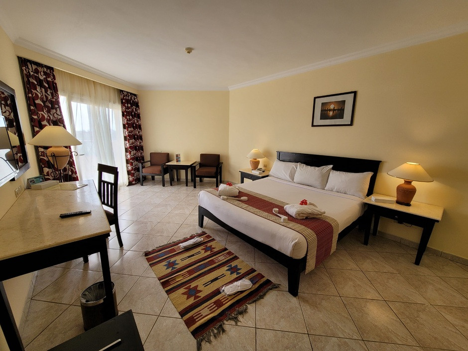 Casa Mare Resort (Ex. Royal Tulip Beach Resort) 5*