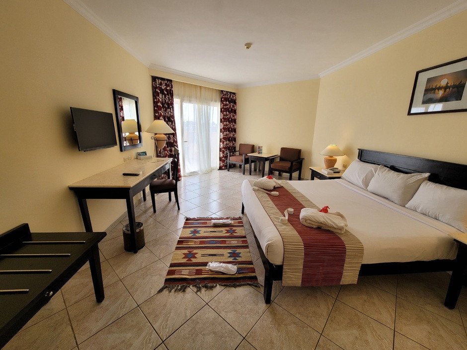 Casa Mare Resort (Ex. Royal Tulip Beach Resort) 5*