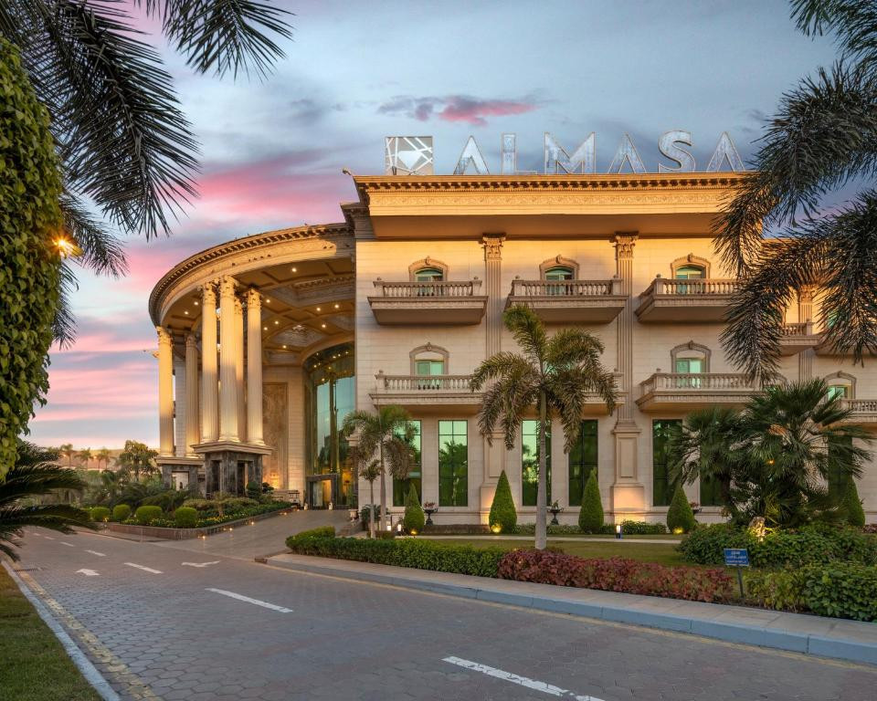 Al Masa Hotel Nasr City (Ex. The St Regis Almasa) 5*