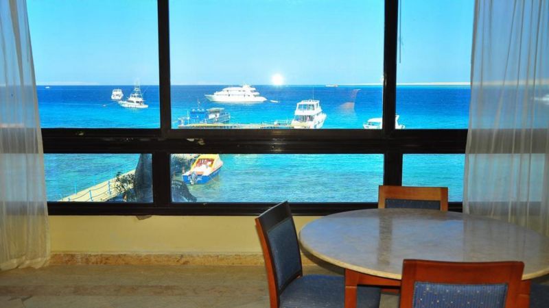 Alia Beach 4*