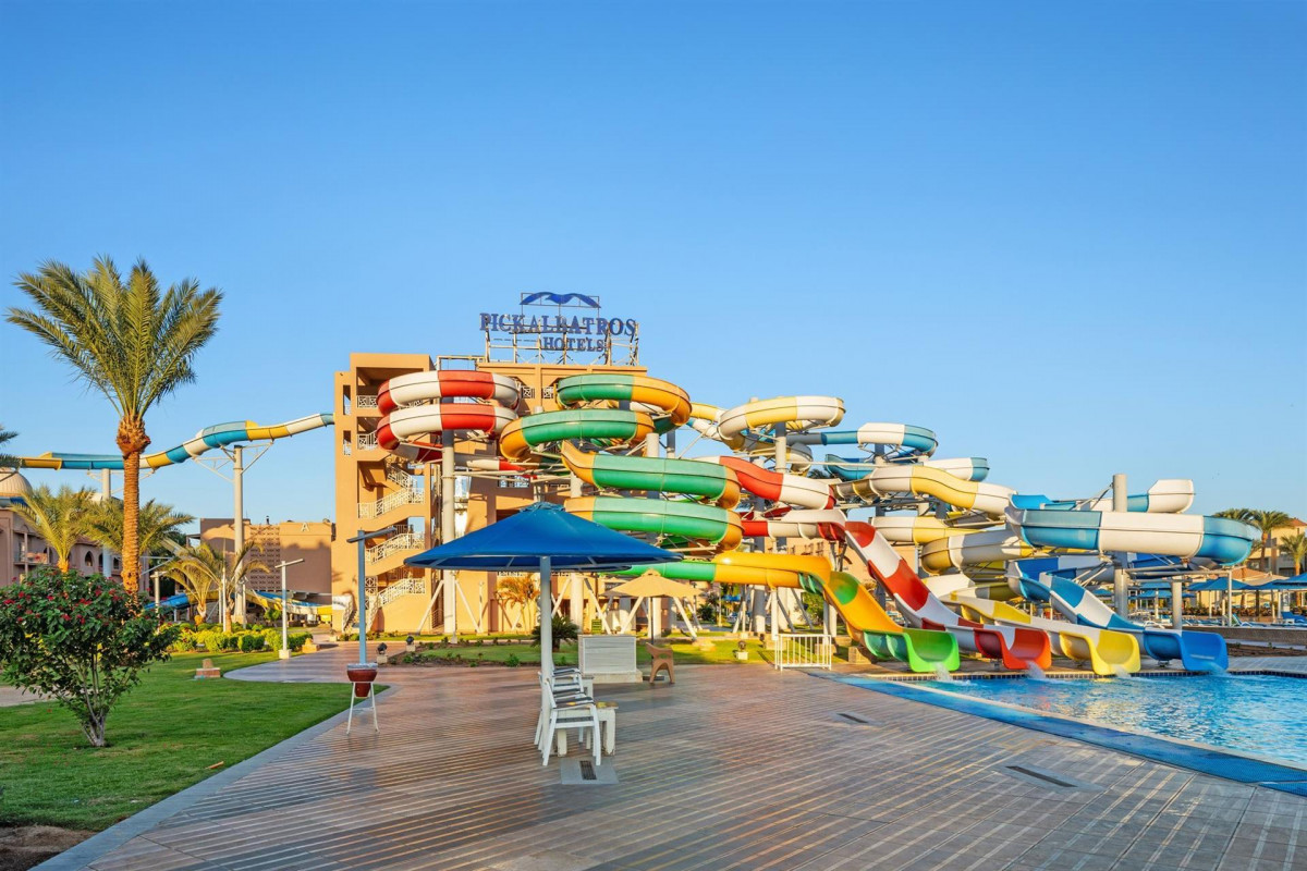 Pickalbatros Aqua Park Resort (Ex. Beach Albatros Garden) 4*