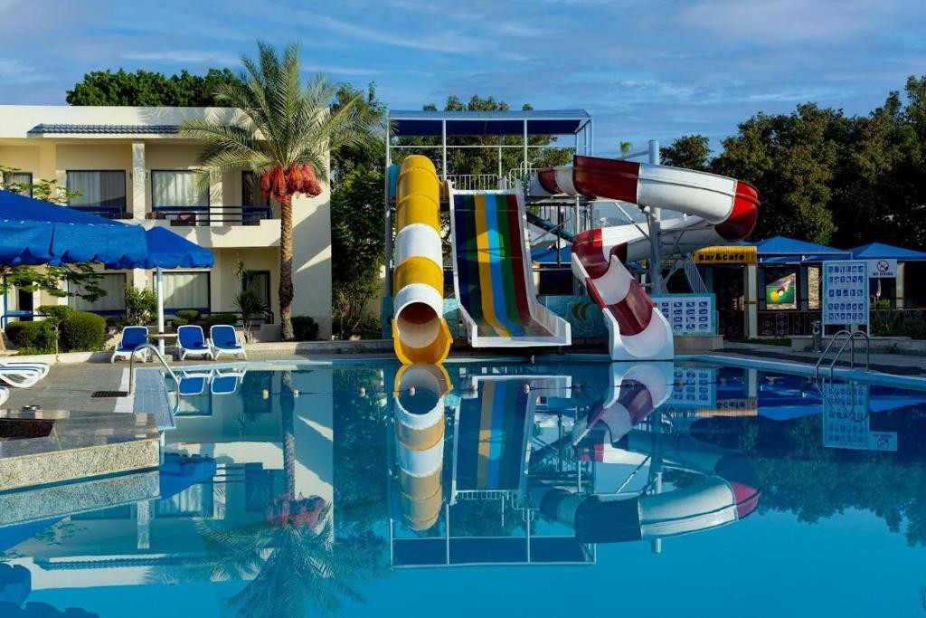 Cataract Resort 4*