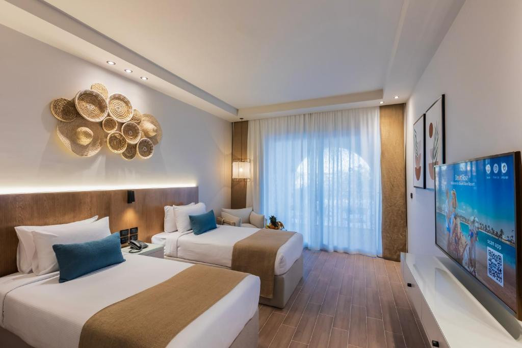 Desert Rose Resort 5*