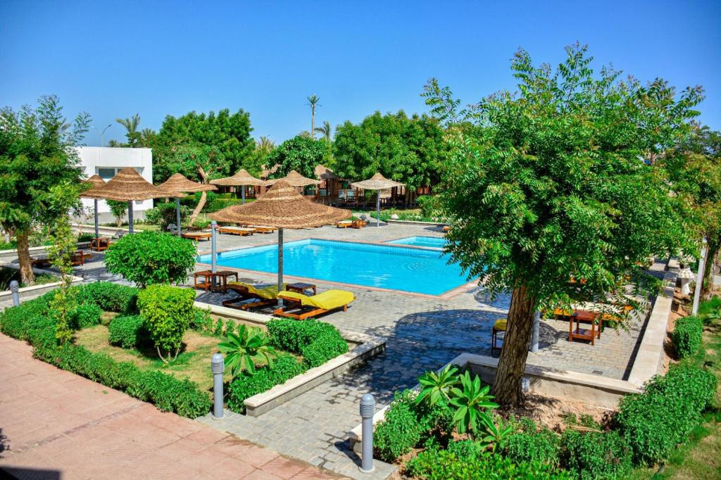 Desert View Sharm 3*