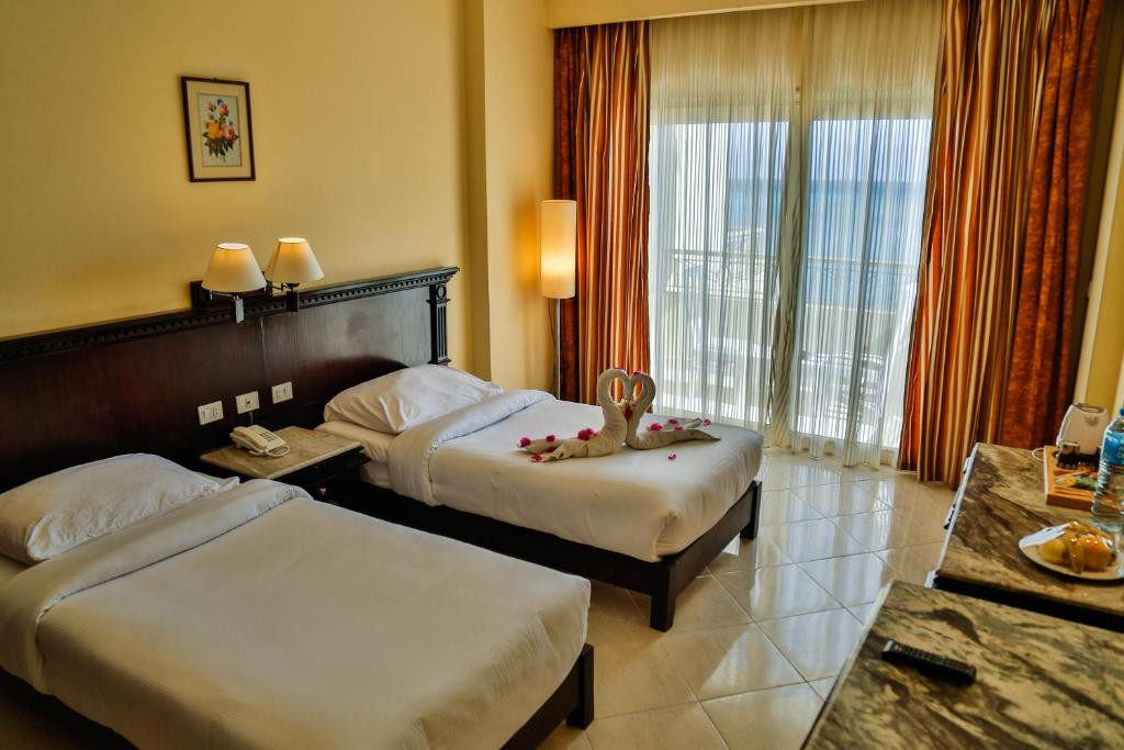 Magic Beach Hotel 4*