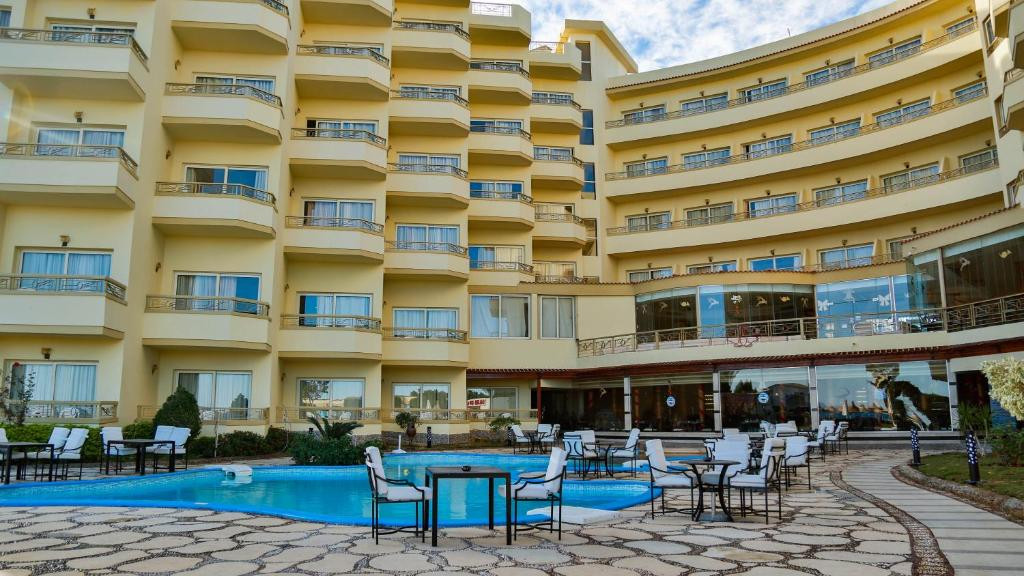 Magic Beach Hotel 4*