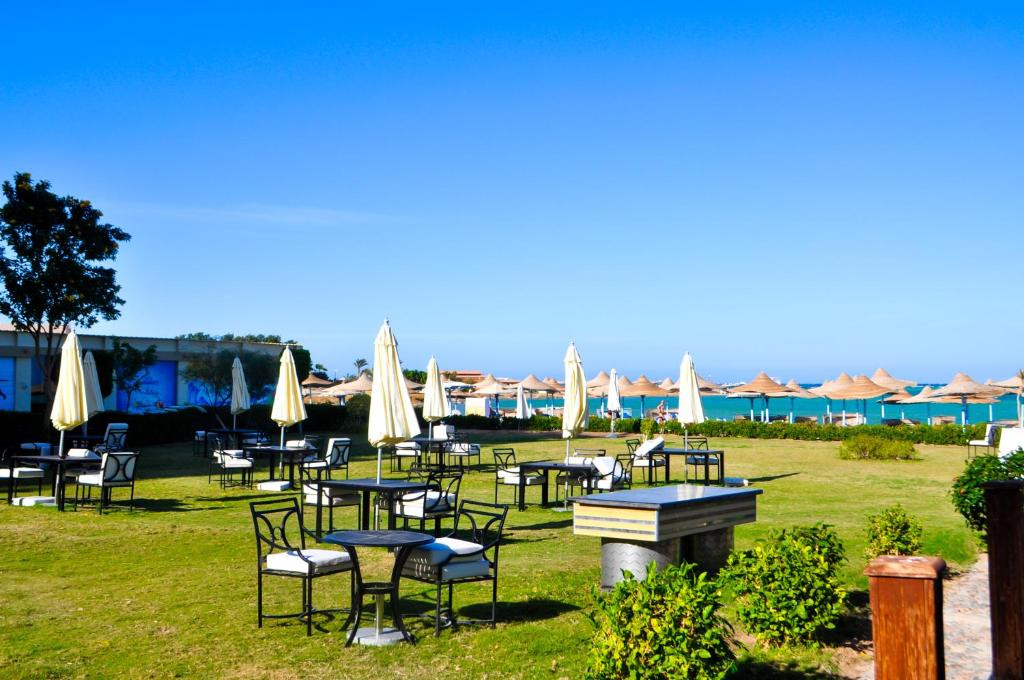 Magic Beach Hotel 4*