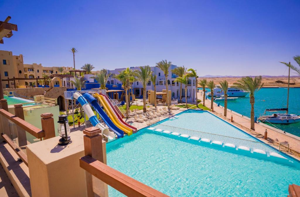 Marina Lodge At Port Ghalib 4*