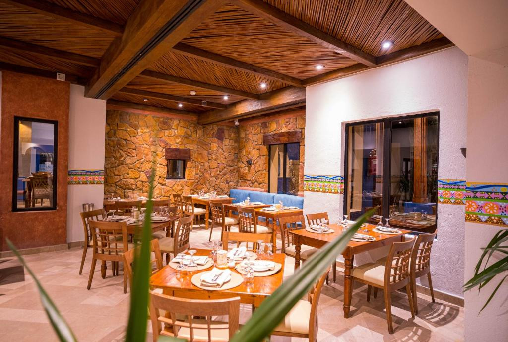 Marina Lodge At Port Ghalib 4*