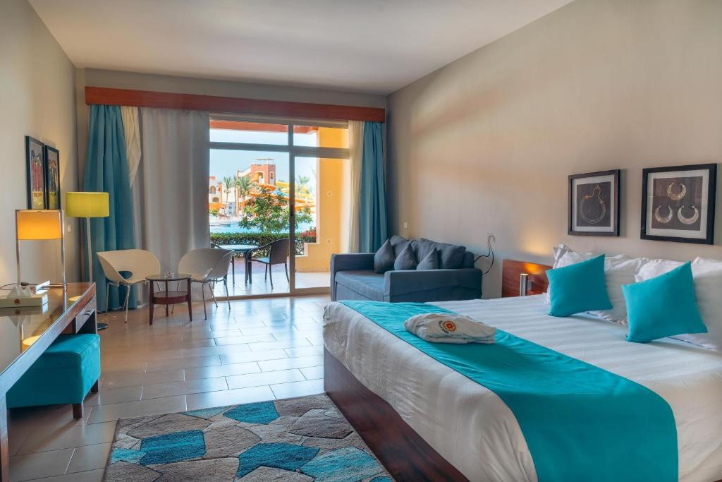 Nubian Village 5*