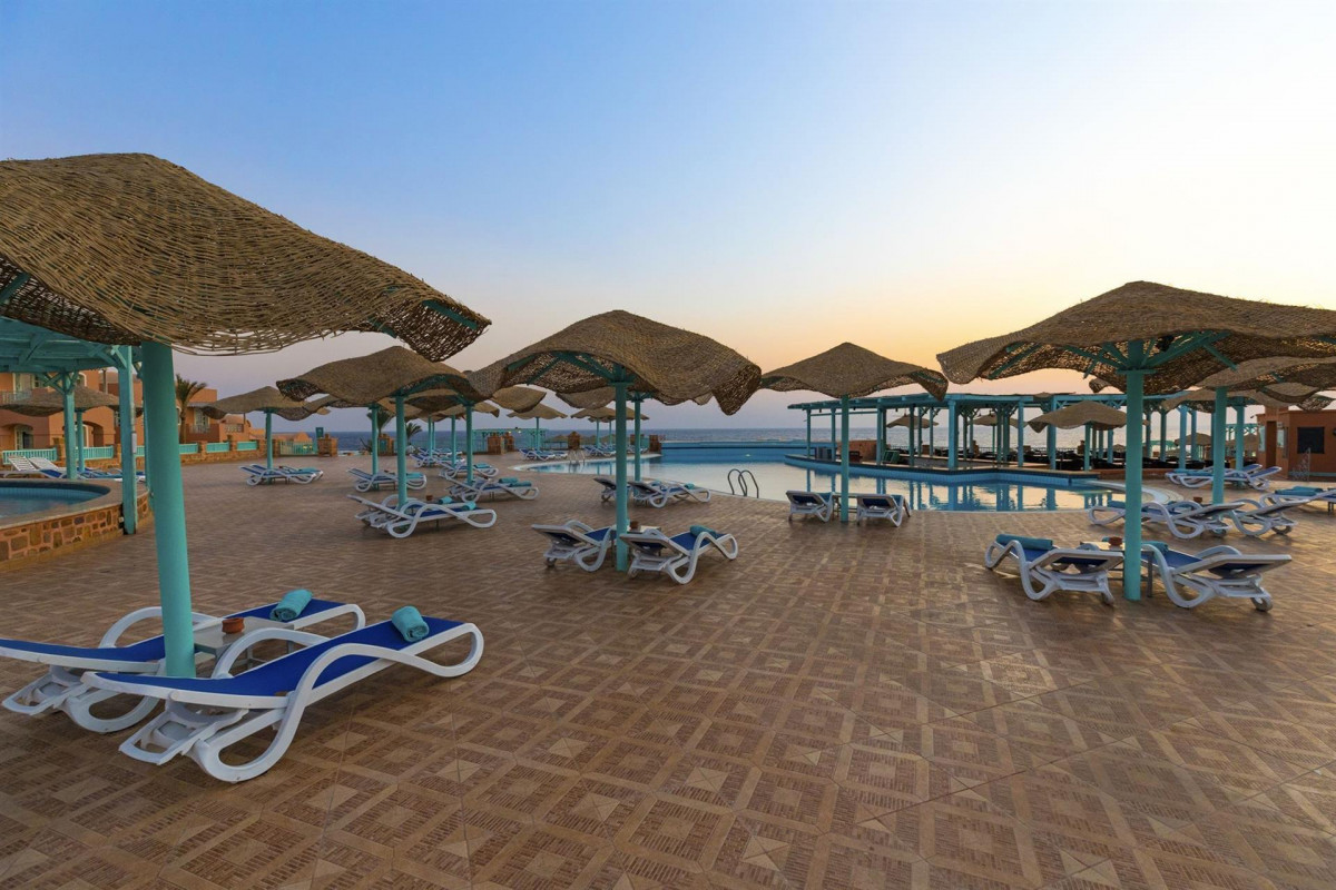 Swissotel Resort El Qusier (Ex. Radisson Blu Qusier) 5*