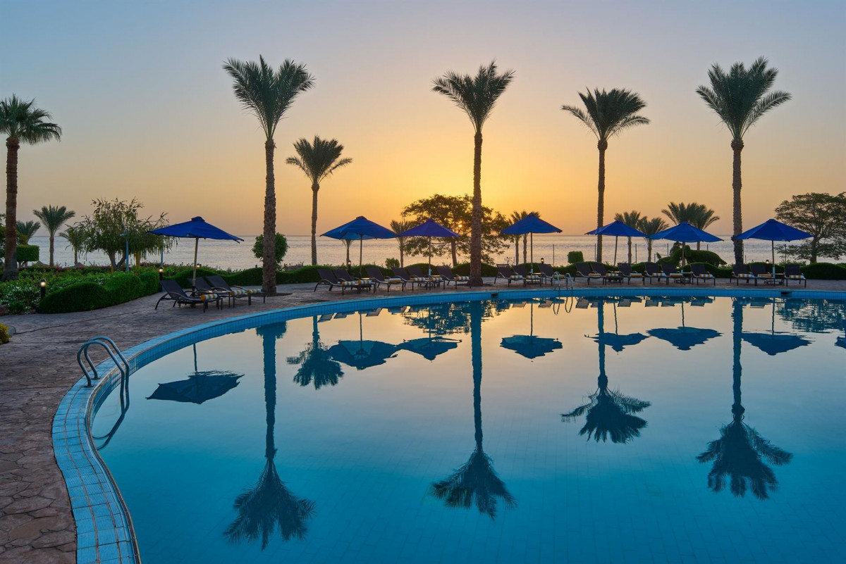 Renaissance Golden View Beach 5*