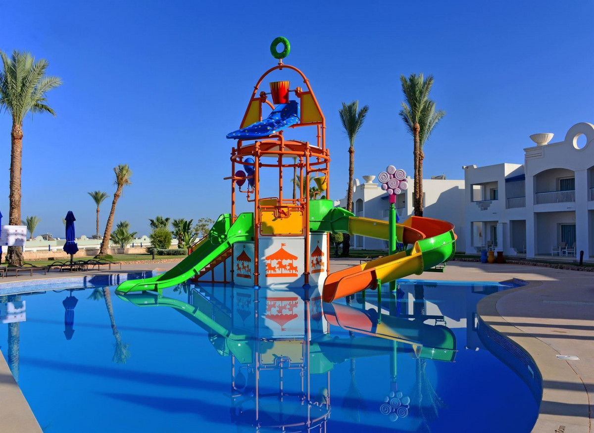 Renaissance Golden View Beach 5*