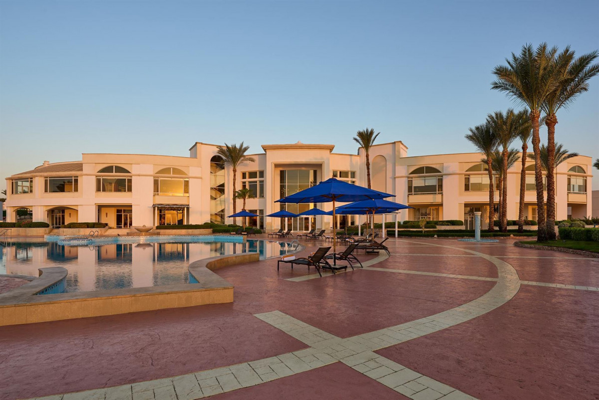 Renaissance Golden View Beach 5*