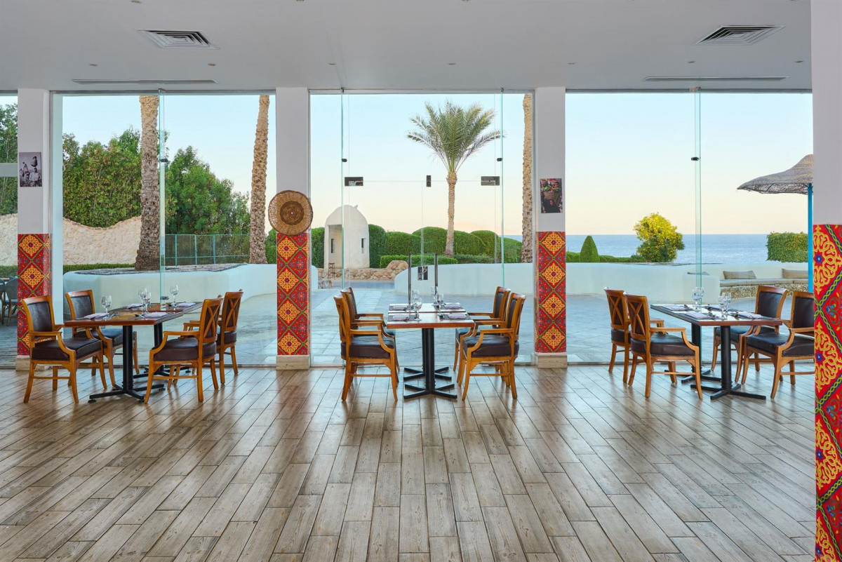 Renaissance Golden View Beach 5*