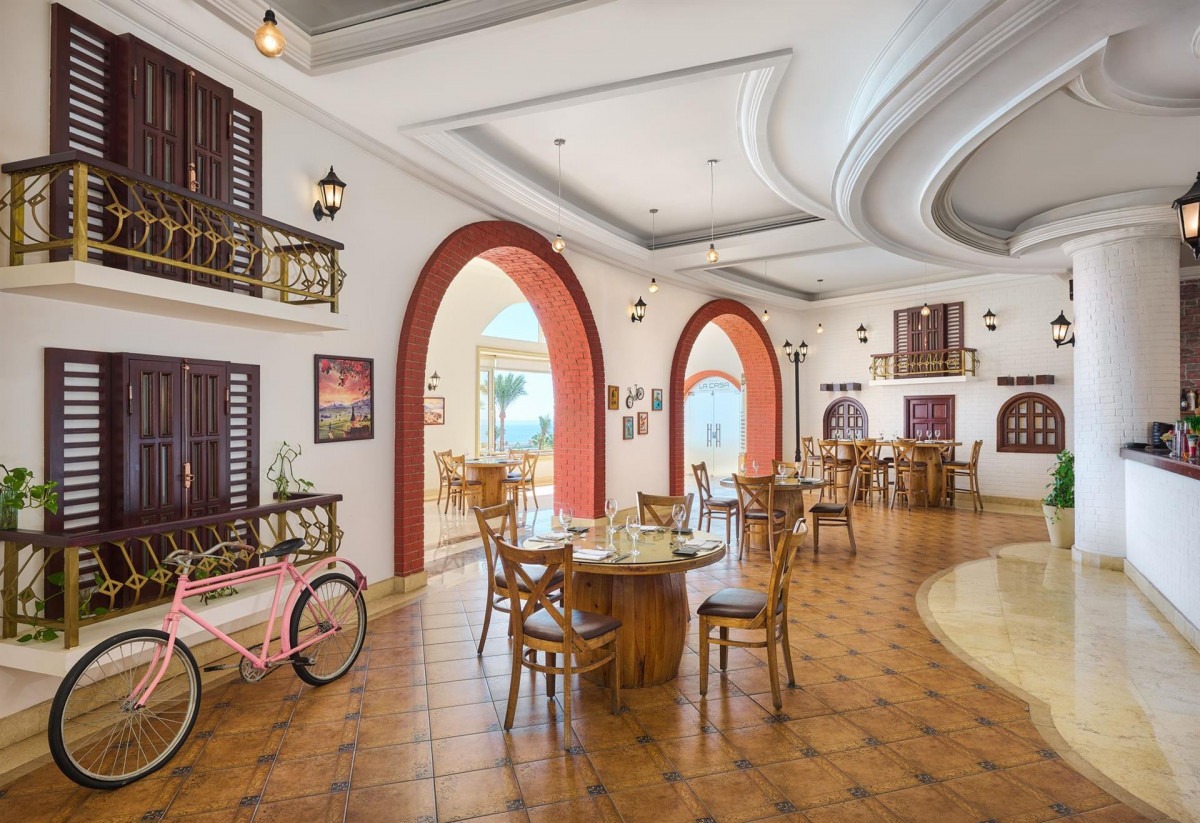 Renaissance Golden View Beach 5*